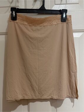 Jockey Beige Lace-Trim Half Slip